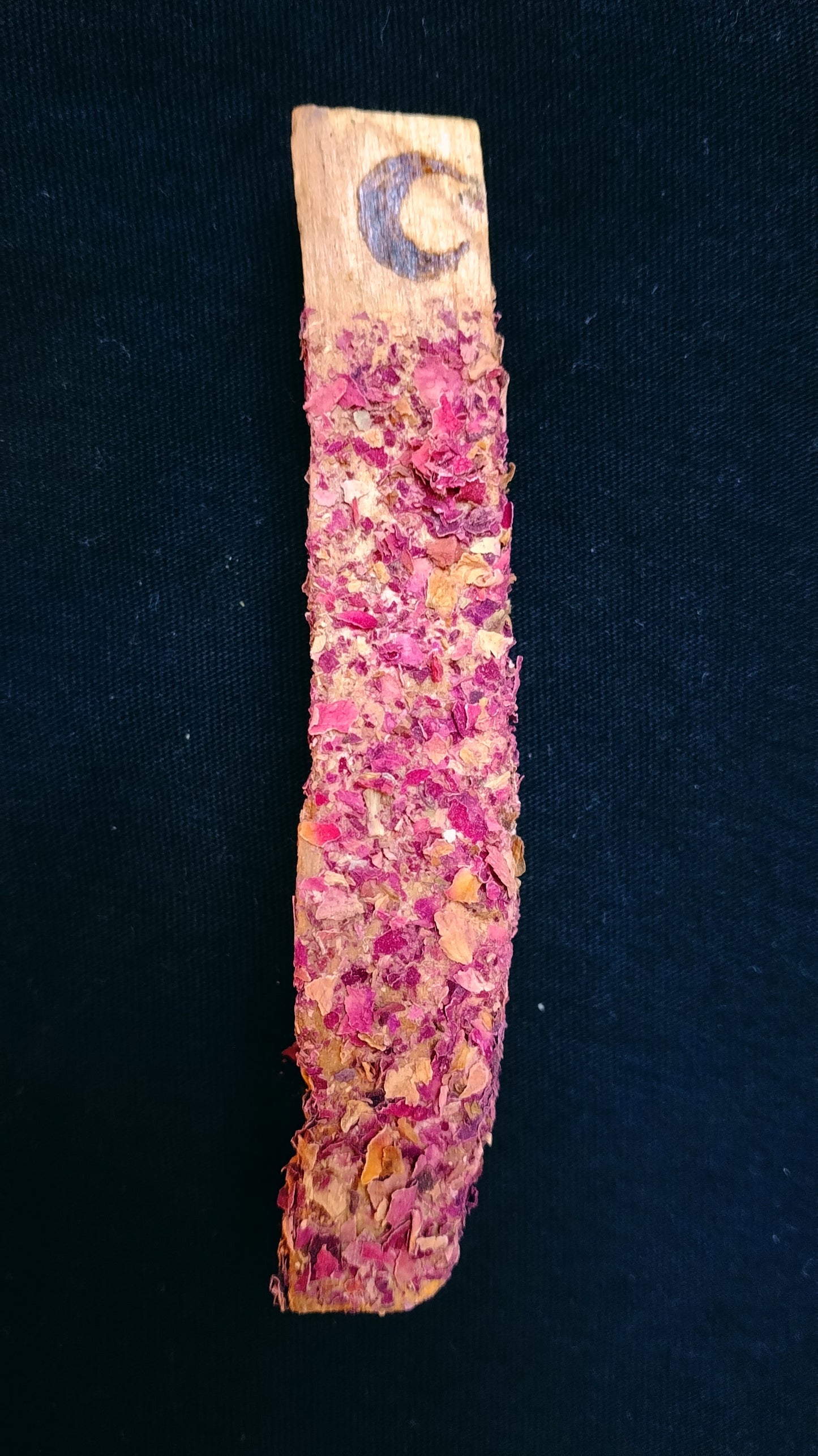 Palo Santo · Rose · Lune
Intuition Lunaire-Éveil du cœur et guidance intérieure